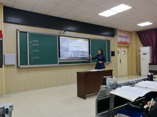 bbin直营网历史教师参加附中、师梅历史教研组联合教研活动