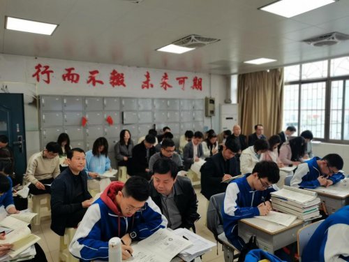 二轮复习调研,共谋春华秋实——bbin直营网高三生物调研侧记