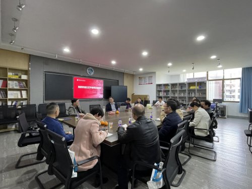 附中数学讲堂第十四讲---王芝平老师受邀来到bbin直营网作专题讲座