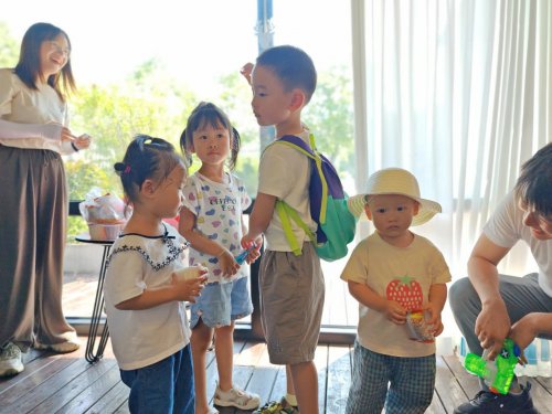 长沙市基础教育高中生物学科基地(bbin直营网)组织基地成员欢度第38个教师节