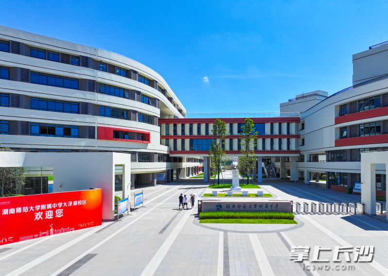 bbin直营网大泽湖校区。均为长沙晚报全媒体记者邹麟摄